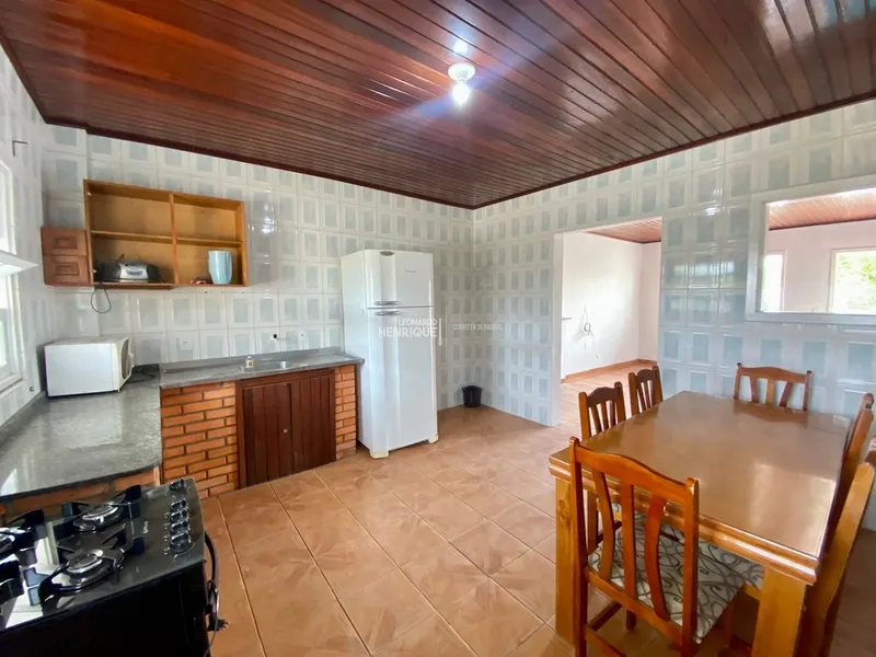 Casa com 4 dormitórios e 3 banheiros e piscina, lado mar!: 5ª foto da galeria de imagens do imóvel