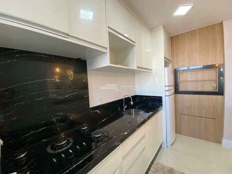 BELÍSSIMO APARTAMENTO COM DOIS DORMITÓRIOS: 10ª foto da galeria de imagens do imóvel