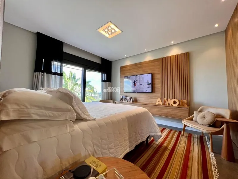 LINDÍSSIMO SOBRADO LUXUOSO COM 4 SUÍTES: 31ª foto da galeria de imagens do imóvel