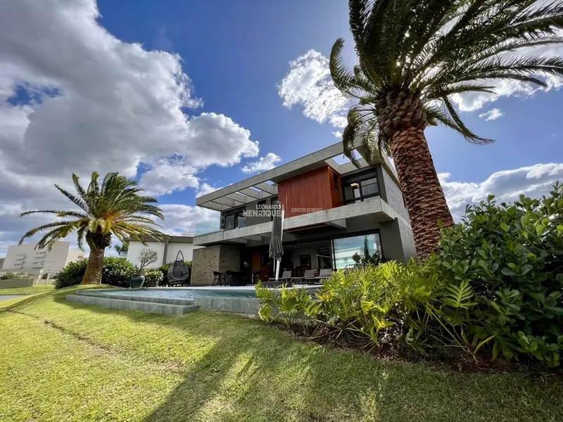 LINDÍSSIMO SOBRADO LUXUOSO COM 4 SUÍTES: 7ª foto da galeria de imagens do imóvel