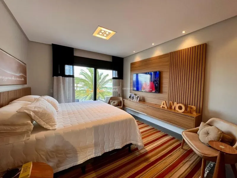 LINDÍSSIMO SOBRADO LUXUOSO COM 4 SUÍTES: 46ª foto da galeria de imagens do imóvel