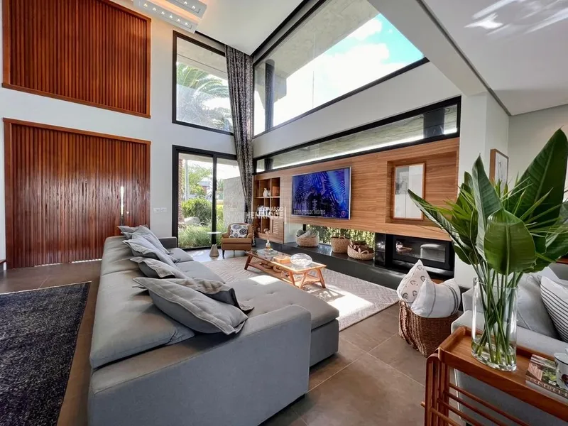 LINDÍSSIMO SOBRADO LUXUOSO COM 4 SUÍTES: 50ª foto da galeria de imagens do imóvel