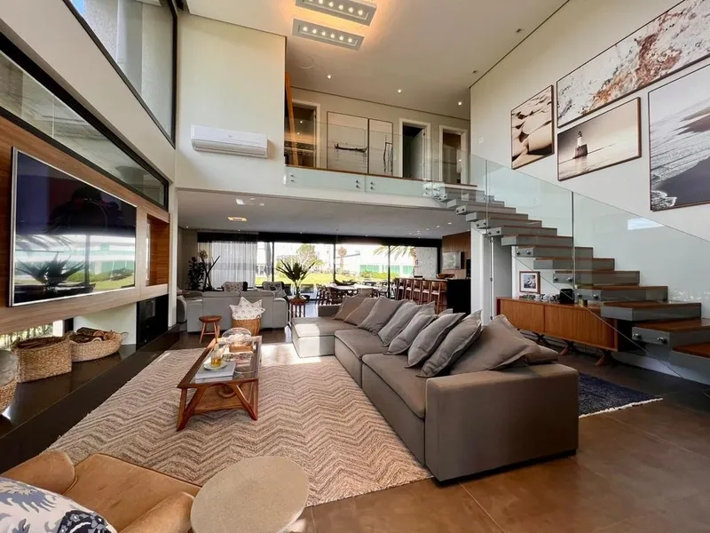 LINDÍSSIMO SOBRADO LUXUOSO COM 4 SUÍTES: 41ª foto da galeria de imagens do imóvel