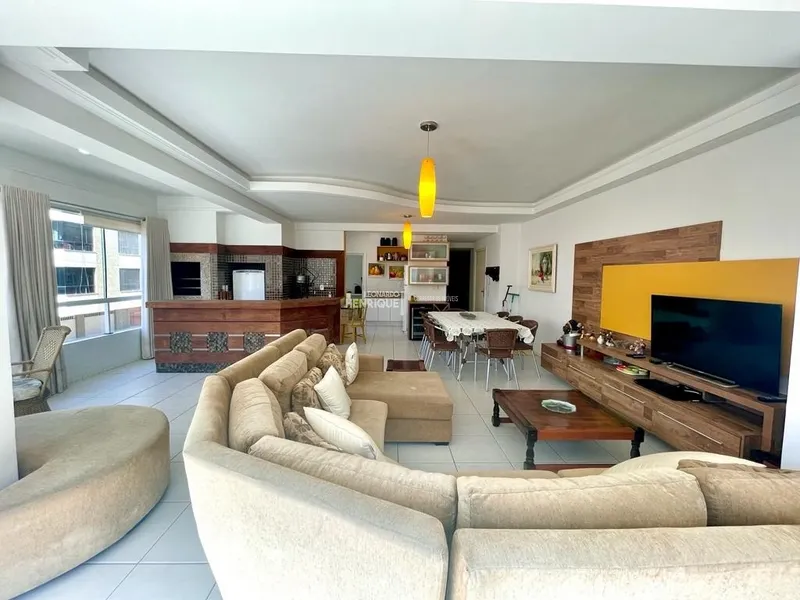 AMPLO APARTAMENTO COM 4 DORMITÓRIOS: 7ª foto da galeria de imagens do imóvel