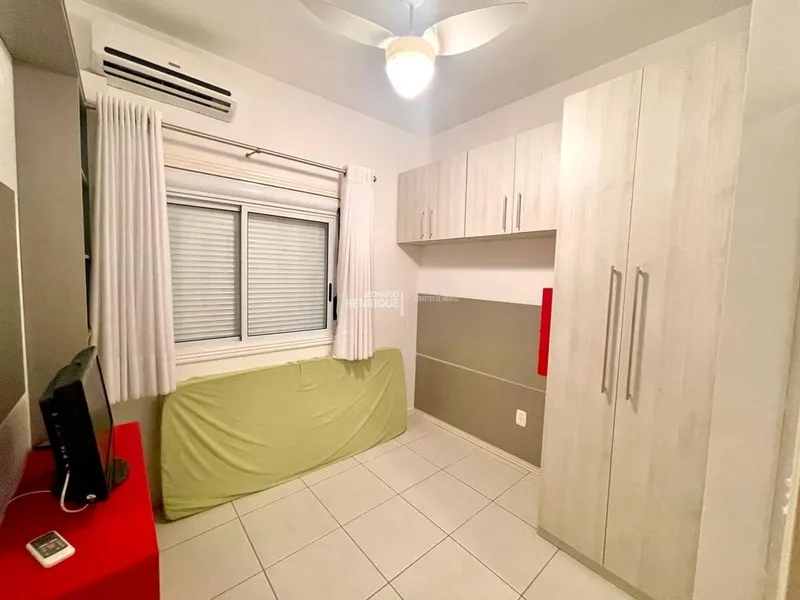 AMPLO APARTAMENTO COM 4 DORMITÓRIOS: 21ª foto da galeria de imagens do imóvel