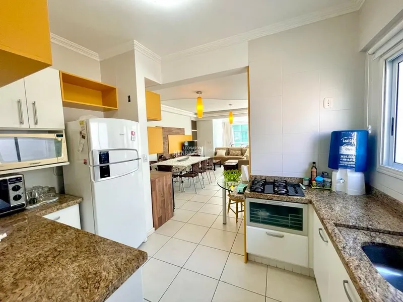 AMPLO APARTAMENTO COM 4 DORMITÓRIOS: 18ª foto da galeria de imagens do imóvel