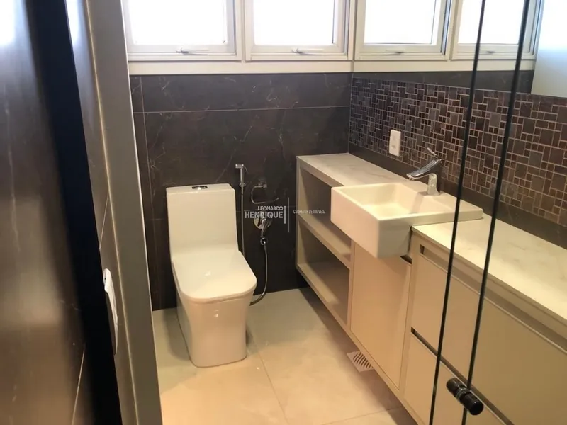 Sobrado no condomínio Lagoa do Passo: 2ª foto da galeria de imagens do imóvel