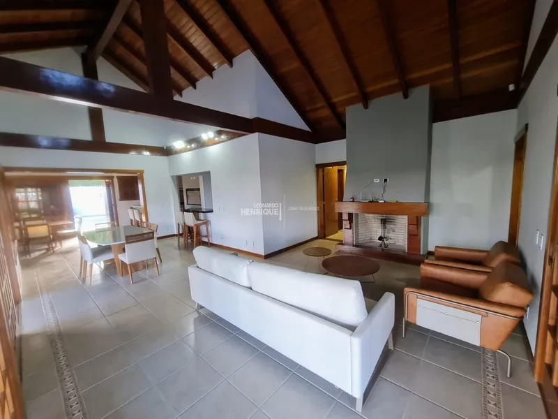 belissima casa a venda na praia: 1ª foto da galeria de imagens do imóvel