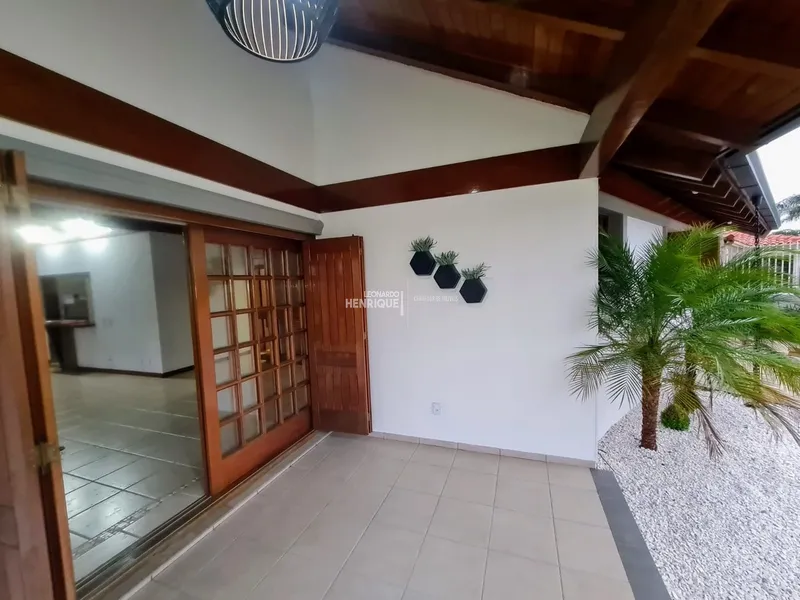 belissima casa a venda na praia: 6ª foto da galeria de imagens do imóvel