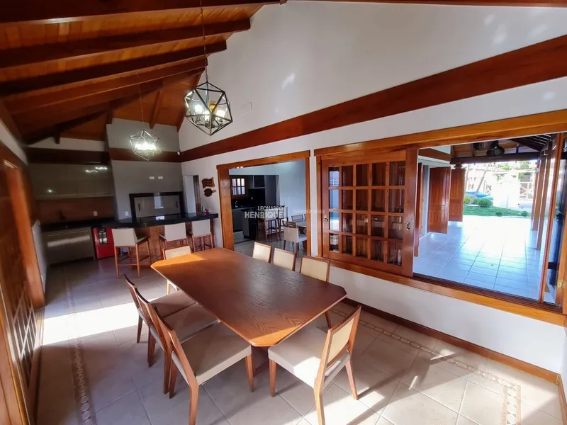 belissima casa a venda na praia: 3ª foto da galeria de imagens do imóvel