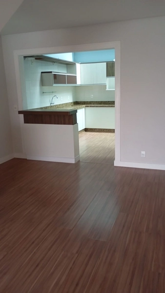 Sobrado para venda no centro de Camboriú: 13ª foto da galeria de imagens do imóvel