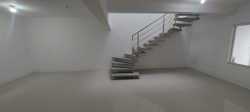 CASA GERMINADA PRAIA DOS AMORES: 2ª foto da galeria de imagens do imóvel