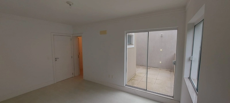 CASA GERMINADA PRAIA DOS AMORES: 20ª foto da galeria de imagens do imóvel