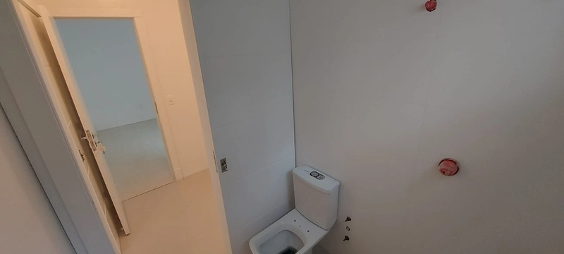 CASA GERMINADA PRAIA DOS AMORES: 16ª foto da galeria de imagens do imóvel