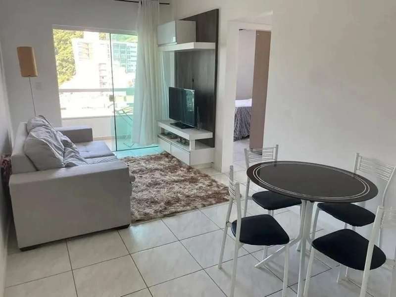 Apartamento Mobiliado a 4 Minutos da Praia Central de Balneário Camboriú: 1ª foto da galeria de imagens do imóvel