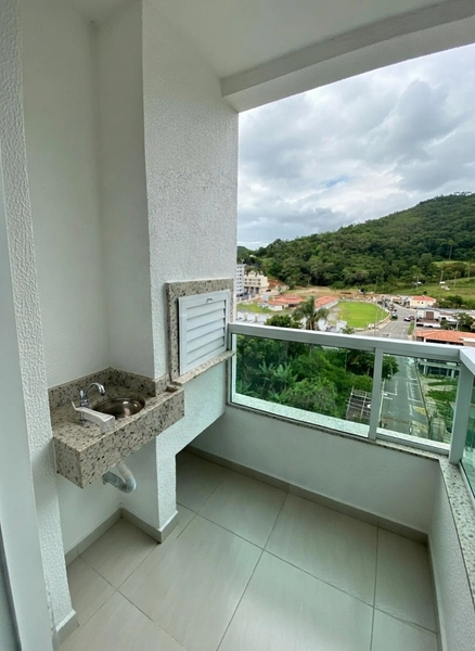 Apartamento Mobiliado a 4 Minutos da Praia Central de Balneário Camboriú: 6ª foto da galeria de imagens do imóvel