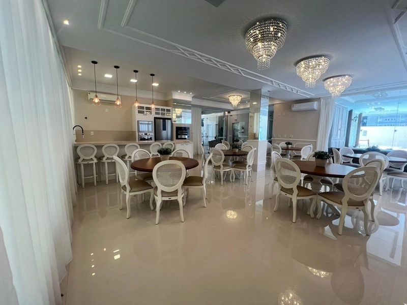 Apartamento Alto Padrão para Locação Anual em Meia Praia – Itapema : 40ª foto da galeria de imagens do imóvel