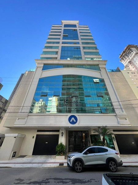 Apartamento Alto Padrão para Locação Anual em Meia Praia – Itapema : 3ª foto da galeria de imagens do imóvel