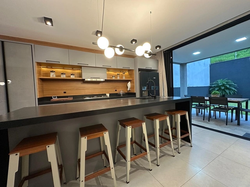 🌿 Viva o privilégio de morar em meio à natureza, sem abrir mão do conforto: 40ª foto da galeria de imagens do imóvel