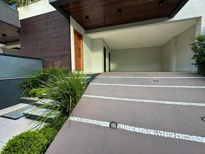 🌿 Viva o privilégio de morar em meio à natureza, sem abrir mão do conforto: 3ª foto da galeria de imagens do imóvel