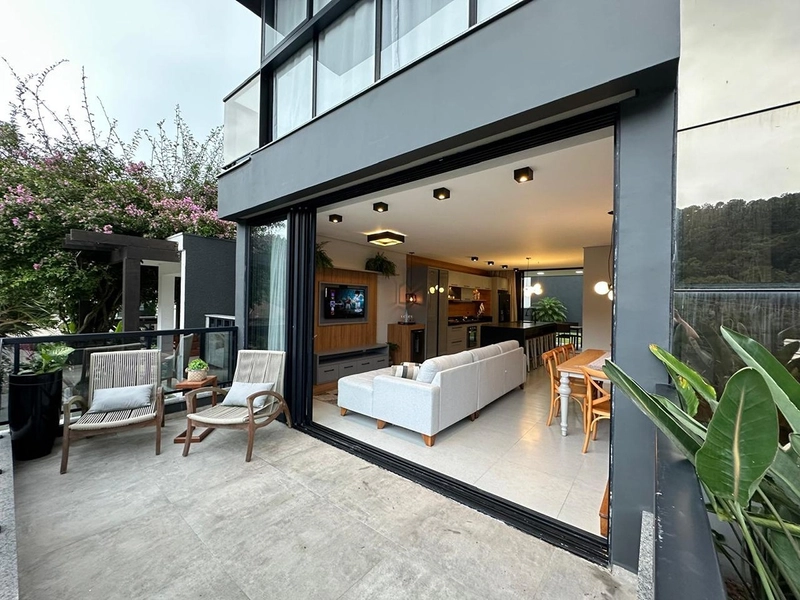 🌿 Viva o privilégio de morar em meio à natureza, sem abrir mão do conforto: 34ª foto da galeria de imagens do imóvel