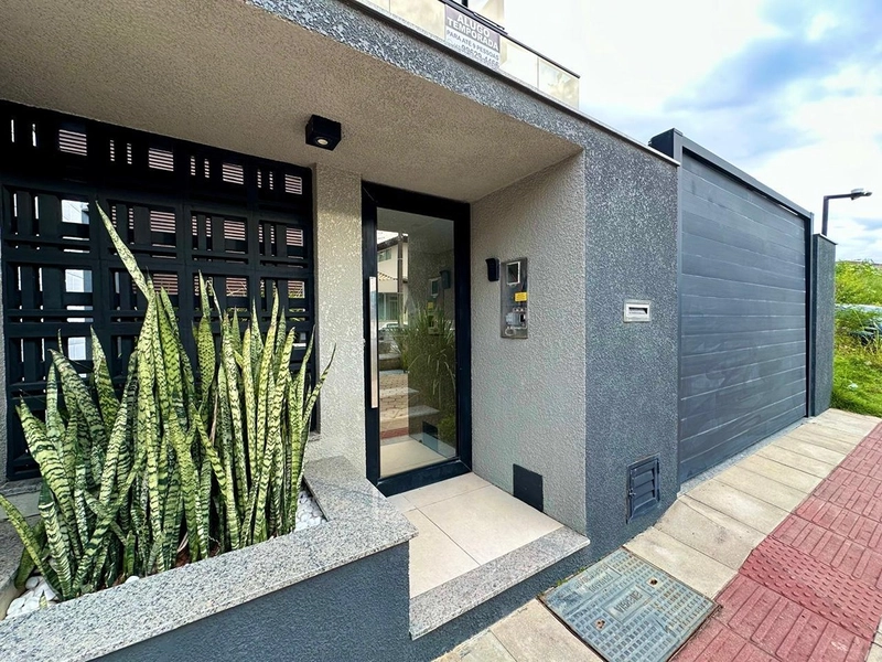 🌿 Viva o privilégio de morar em meio à natureza, sem abrir mão do conforto: 5ª foto da galeria de imagens do imóvel