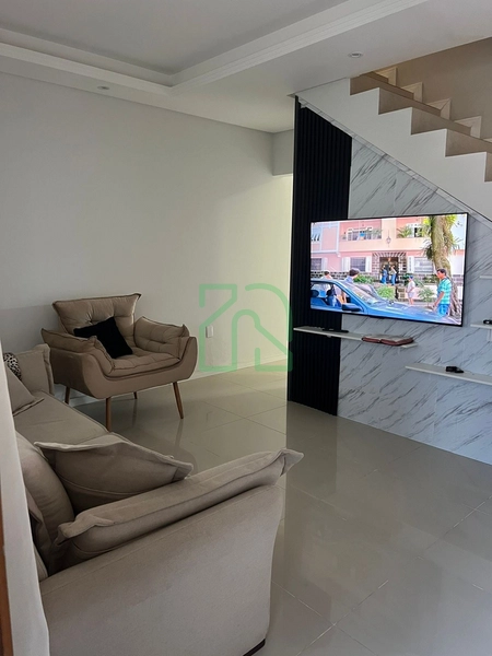 🏡 Sobrado Mobiliado à Venda – Bairro Santa Regina | Rua Luxemburgo: 5ª foto da galeria de imagens do imóvel