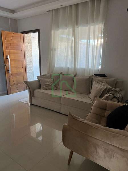 🏡 Sobrado Mobiliado à Venda – Bairro Santa Regina | Rua Luxemburgo: 6ª foto da galeria de imagens do imóvel