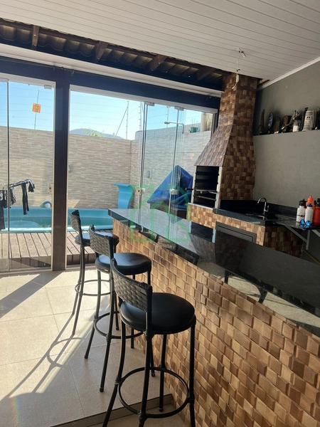 🏡 Sobrado Mobiliado à Venda – Bairro Santa Regina | Rua Luxemburgo: 1ª foto da galeria de imagens do imóvel