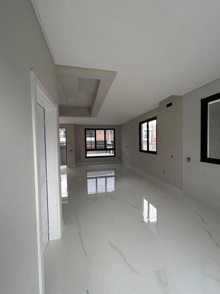 Sobrado de Alto Padrão com 3 Suítes no Bairro Areias – Camboriú: 6ª foto da galeria de imagens do imóvel