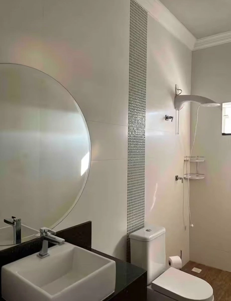 Linda casa com piscina Canelinha: 13ª foto da galeria de imagens do imóvel