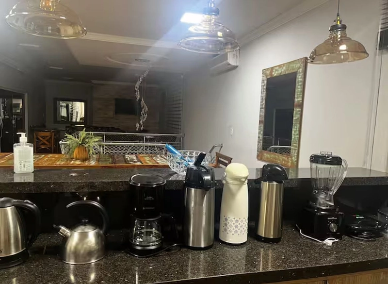 Linda casa com piscina Canelinha: 37ª foto da galeria de imagens do imóvel