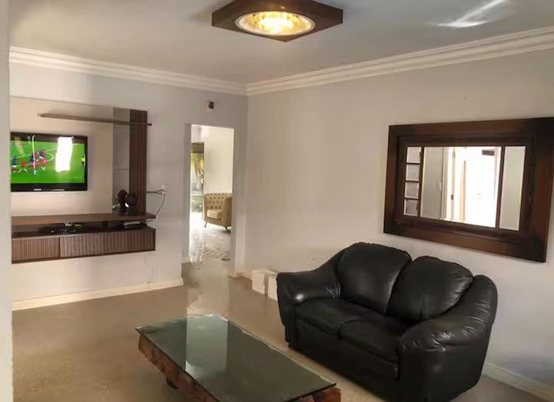 Linda casa com piscina Canelinha: 24ª foto da galeria de imagens do imóvel