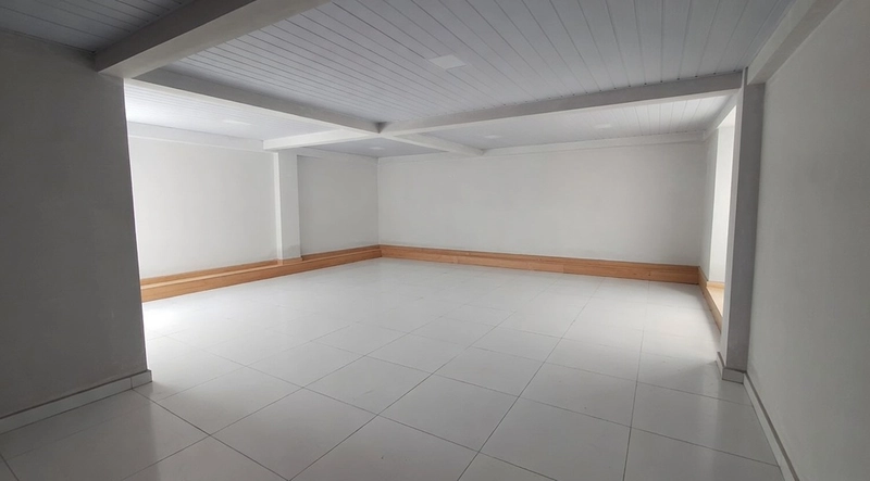 Excelente oportunidade de triplex para quem busca conforto, funcionalidade e um ótimo padrão de acabamento!: 3ª foto da galeria de imagens do imóvel