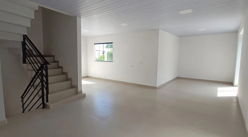 Excelente oportunidade de triplex para quem busca conforto, funcionalidade e um ótimo padrão de acabamento!: 1ª foto da galeria de imagens do imóvel