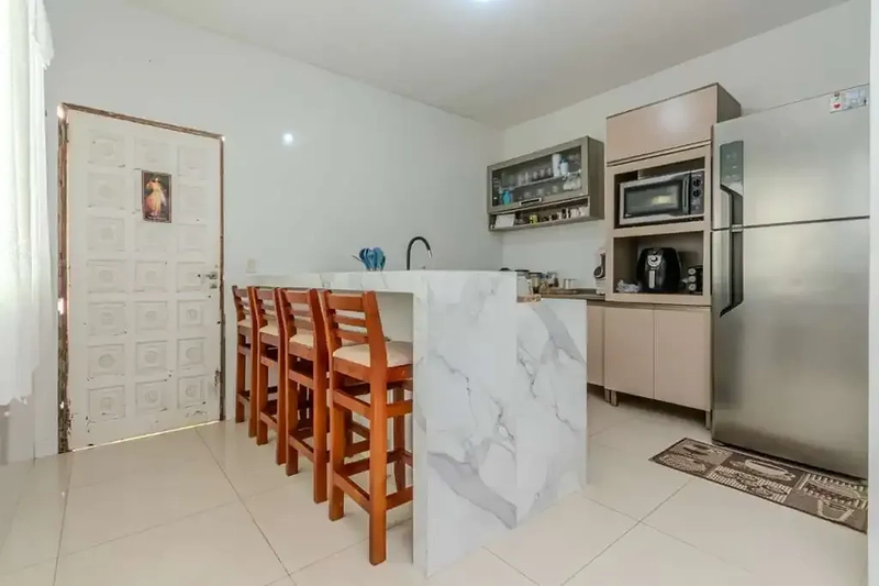 Casa com 3 dormitórios no bairro Santa Regina em Camboriú: 9ª foto da galeria de imagens do imóvel