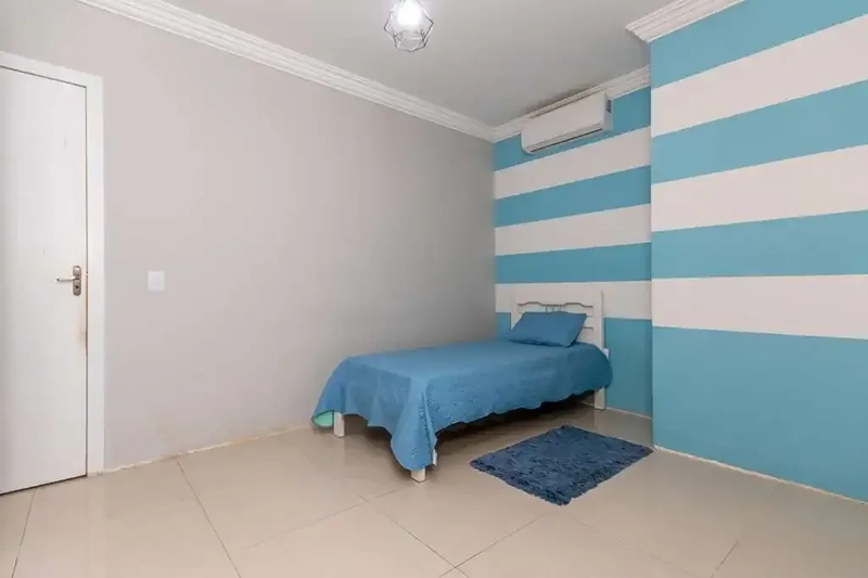 Casa com 3 dormitórios no bairro Santa Regina em Camboriú: 15ª foto da galeria de imagens do imóvel