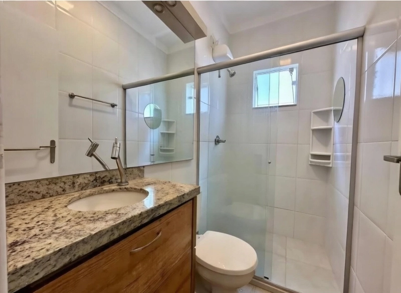 Sobrado Amplo e Elegante Próximo ao Centro de Camboriú: 16ª foto da galeria de imagens do imóvel