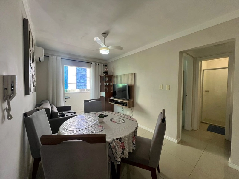 PARTAMENTO PARA ESTUDANTE – BAIRRO PIONEIROS | BALNEÁRIO CAMBORIÚ: 3ª foto da galeria de imagens do imóvel