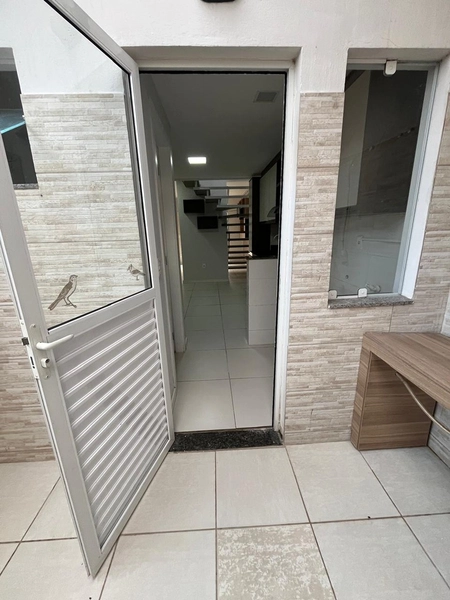 Sobrado para locação anual em Camboriú: 9ª foto da galeria de imagens do imóvel