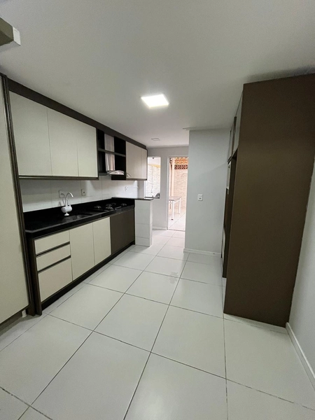 Sobrado para locação anual em Camboriú: 21ª foto da galeria de imagens do imóvel