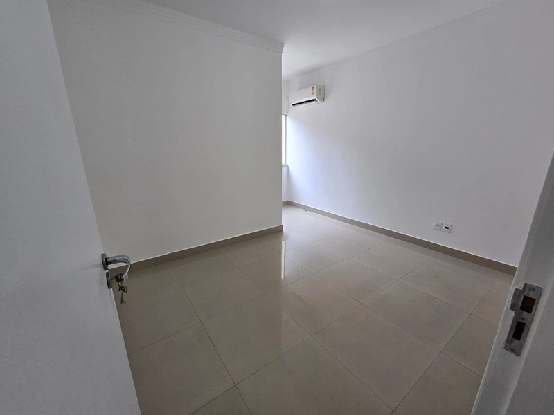 Sobrado a venda centro de Camboriú: 16ª foto da galeria de imagens do imóvel