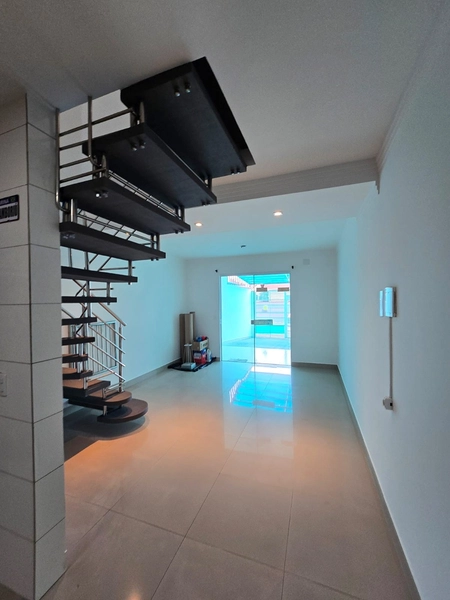 Sobrado a venda centro de Camboriú: 12ª foto da galeria de imagens do imóvel