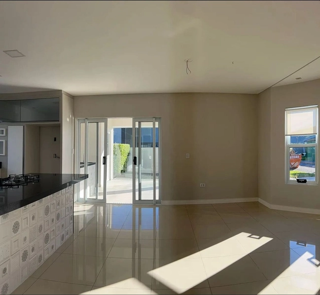 Casa para locação anual no condominio Caledônia: 12ª foto da galeria de imagens do imóvel