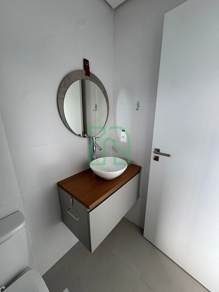 Apartamento mobiliado para locação anual na praia brava : 5ª foto da galeria de imagens do imóvel