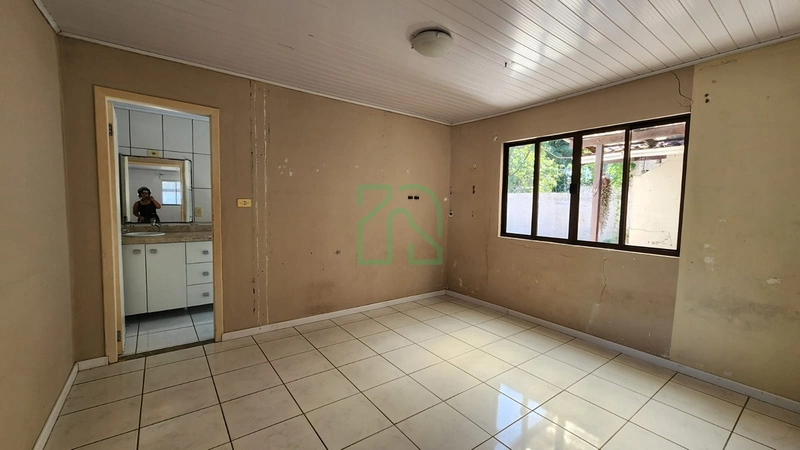 Casa para locação + Kitnet nos fundos para locação: 3ª foto da galeria de imagens do imóvel