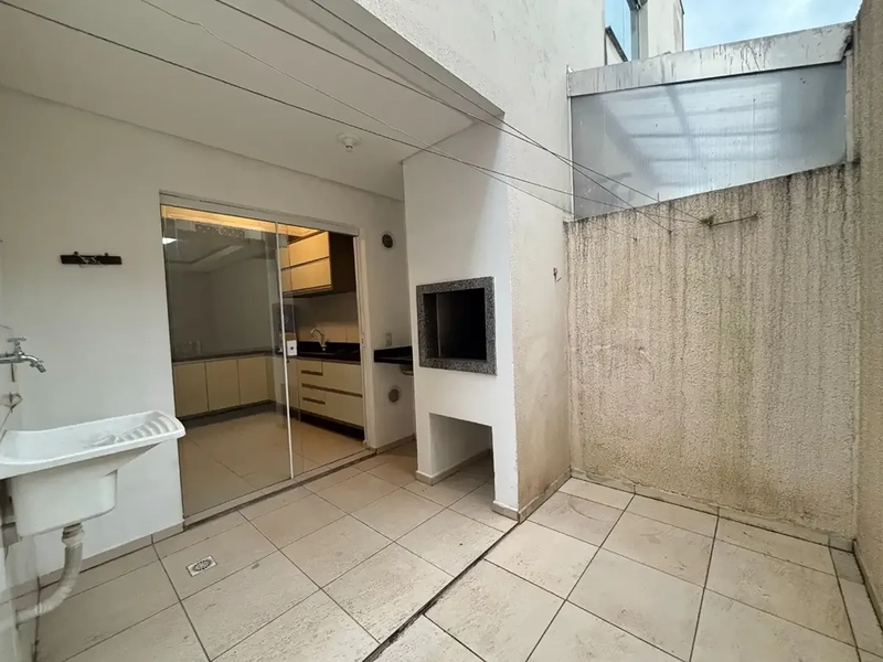 Apartamento Térreo com Área Privativa nos Fundos em Camboriú: 11ª foto da galeria de imagens do imóvel