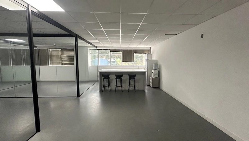 SALAS COMERCIAIS TOTALMENTE EQUIPADAS PARA LOCAÇÃO : 2ª foto da galeria de imagens do imóvel