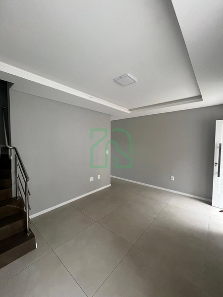 TRIPLEX COM JACUZZI SEMI-MOBILIADA EM CONDOMINIO FECHZADO PARA LOCAÇÃO: 20ª foto da galeria de imagens do imóvel