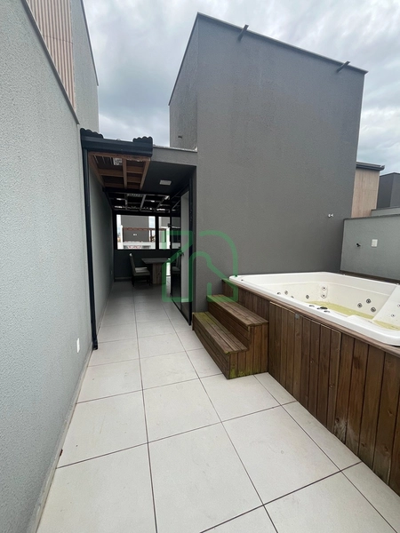 TRIPLEX COM JACUZZI SEMI-MOBILIADA EM CONDOMINIO FECHZADO PARA LOCAÇÃO: 6ª foto da galeria de imagens do imóvel